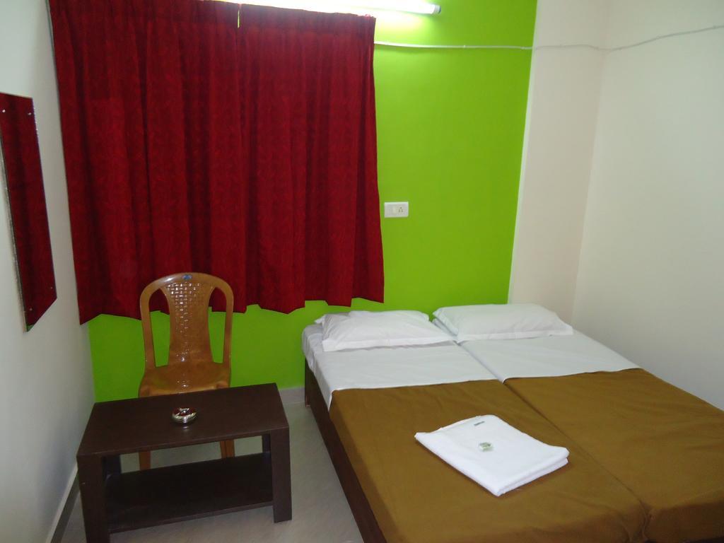 Maple Inn Budget Hotel Bangalore Dış mekan fotoğraf